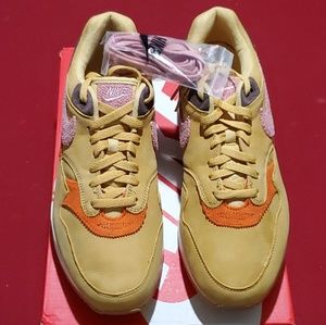 Nike Air Max 1 Premium Crepe